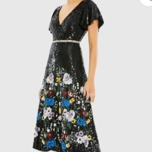 NWT MAC DUGGAL Dress || Size 20